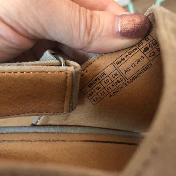 Vionic Wedges size 9.5 - Picture 7 of 7